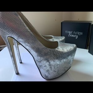 Red Kiss Platform Stilettos 11